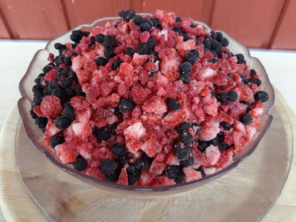 Mans-Must-Vadelmarouhe